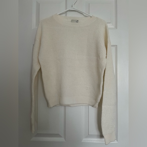 Aritzia Wilfred Free Isabelli sweater - Picture 4 of 7